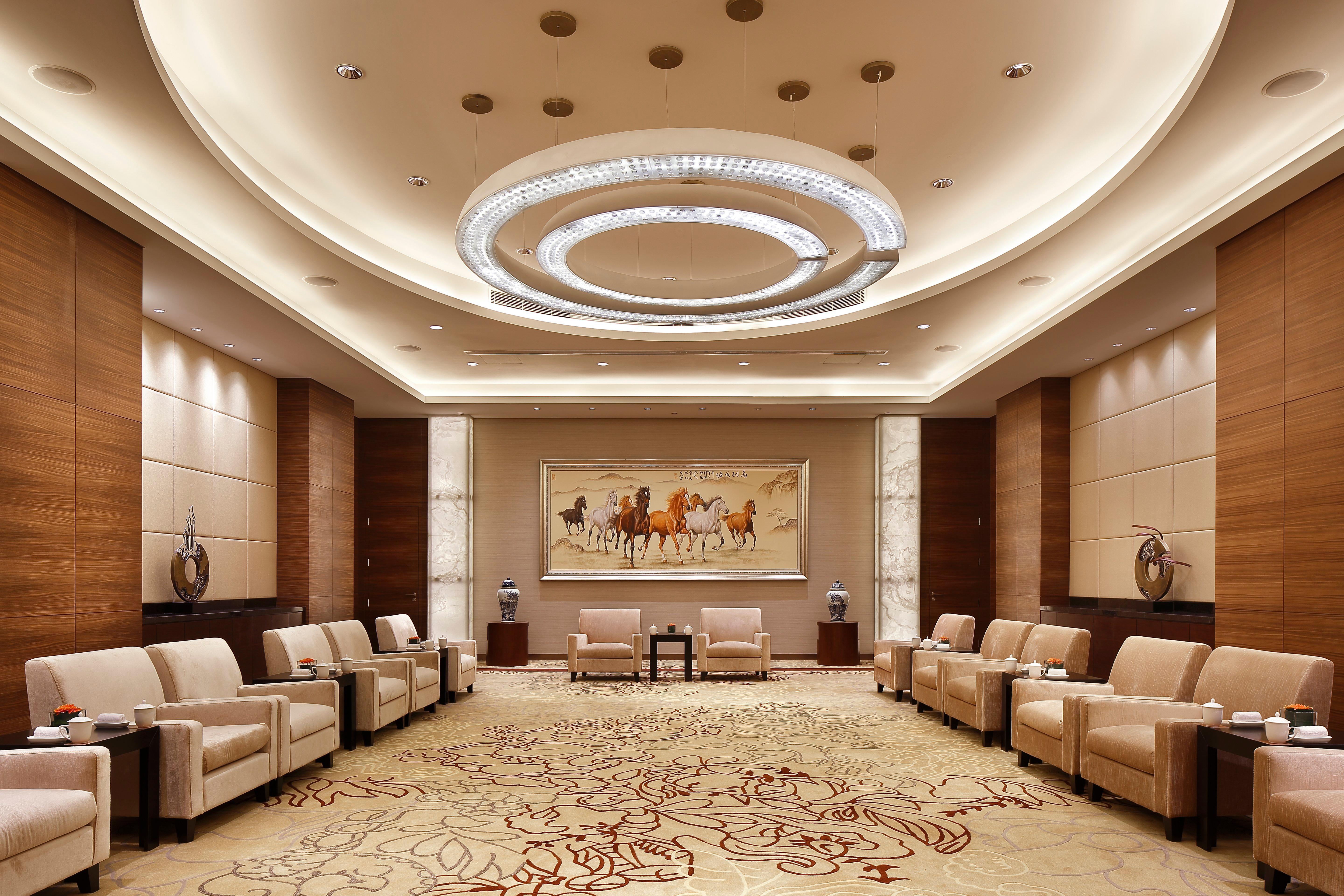 Crowne Plaza Yangzhou By Ihg Hotel Exterior photo