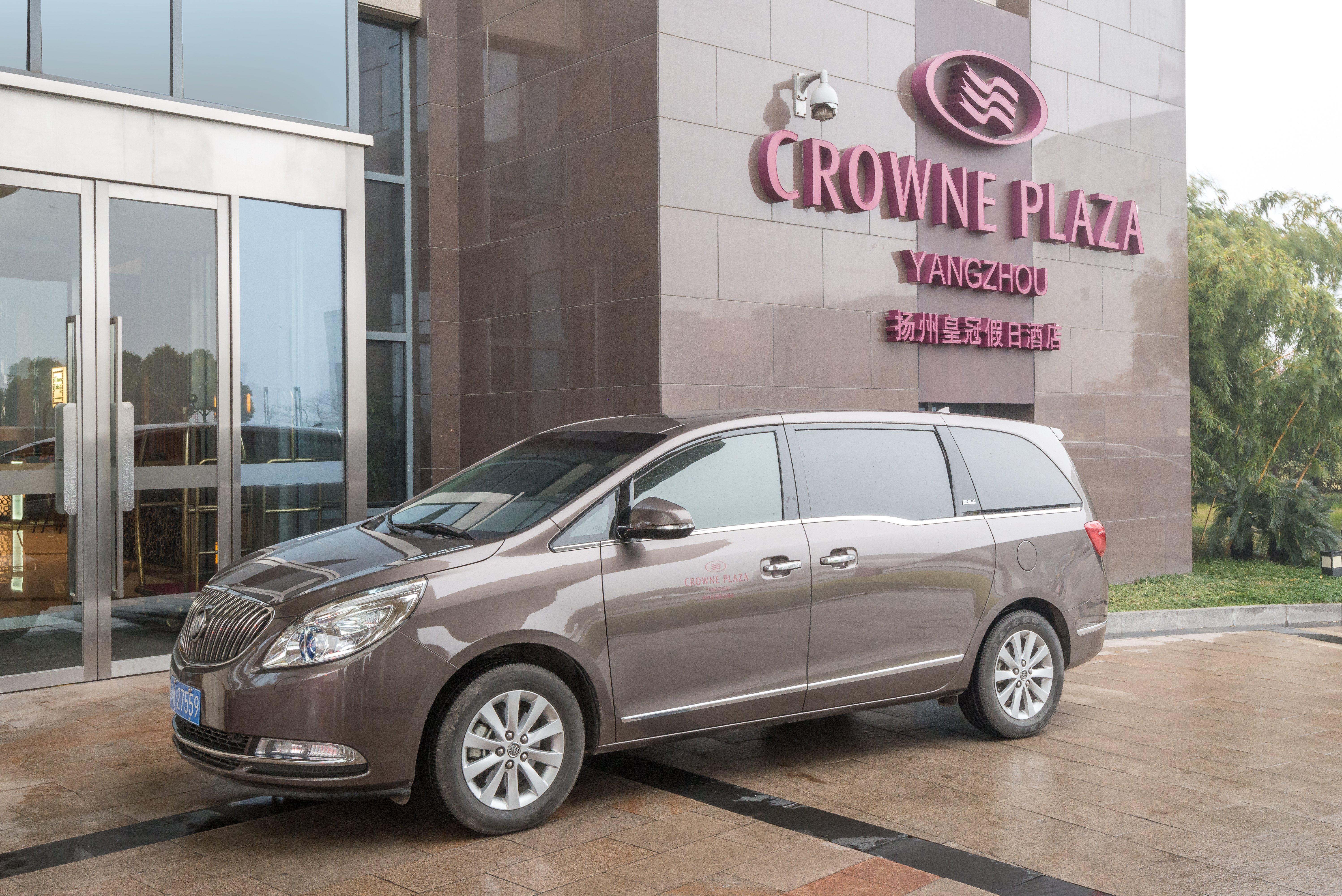 Crowne Plaza Yangzhou By Ihg Hotel Exterior photo